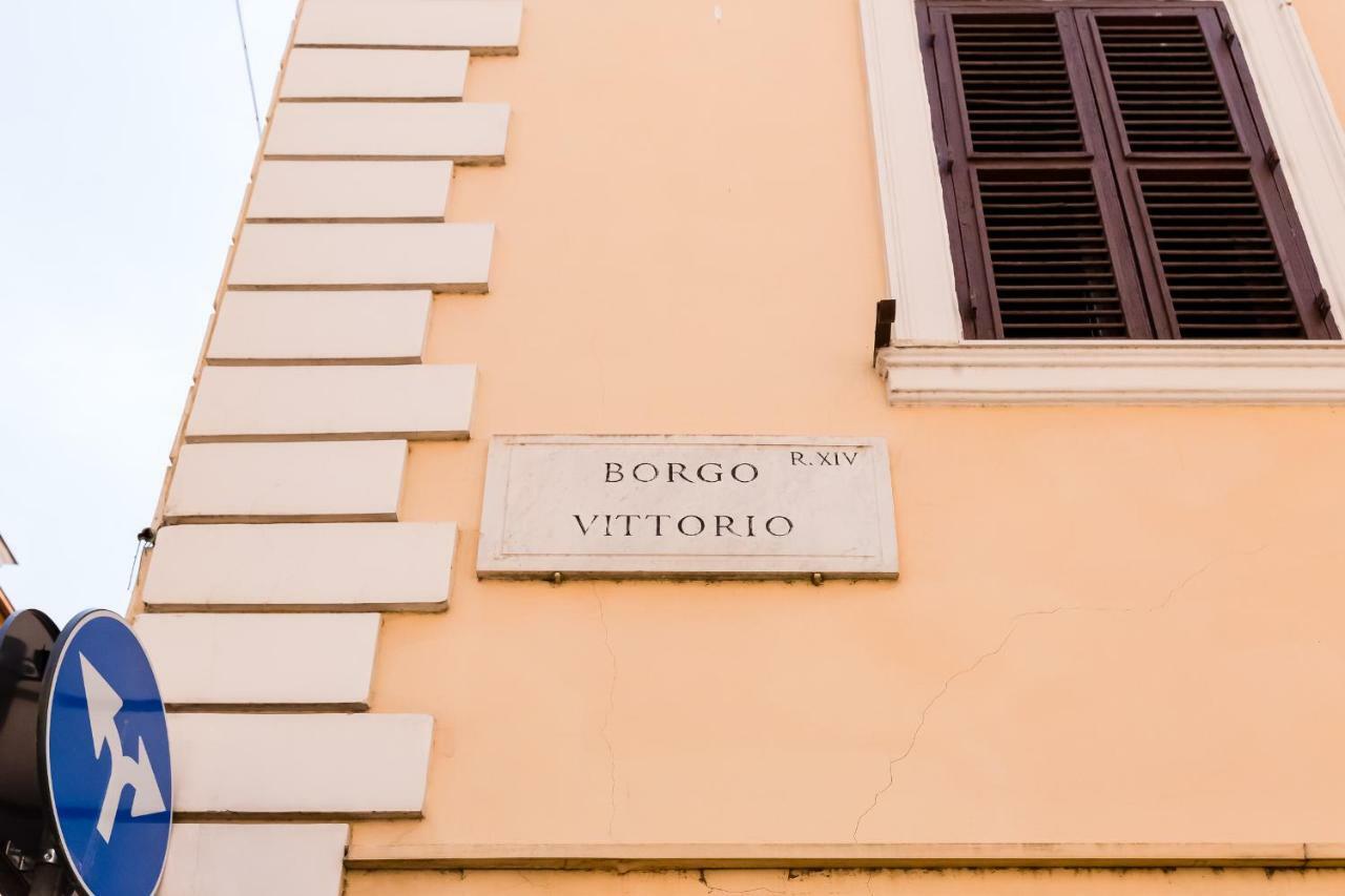 Borgo Vittorio Lovely House ローマ エクステリア 写真